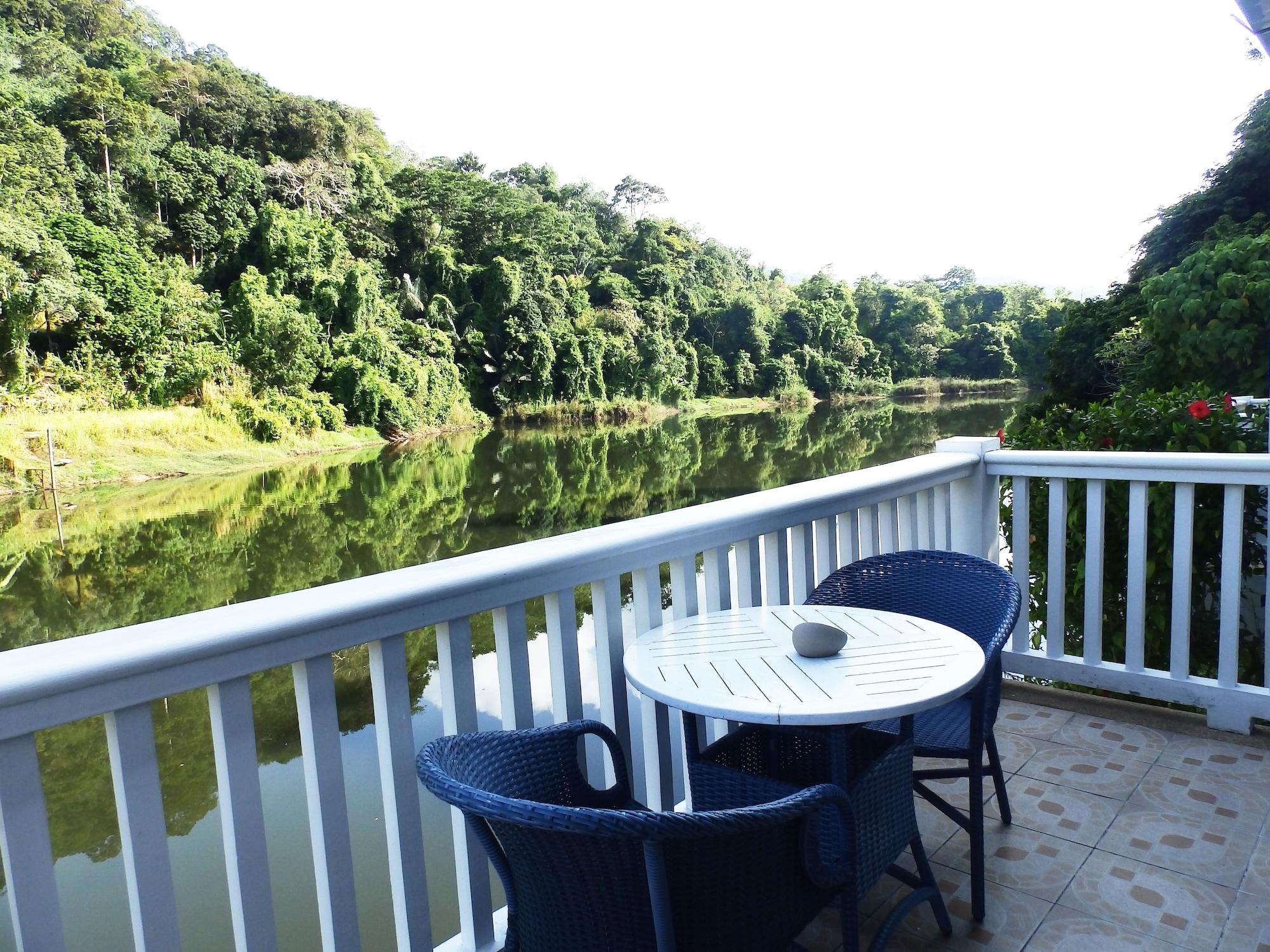 Serenity Lakeside Resort كاتو المظهر الخارجي الصورة