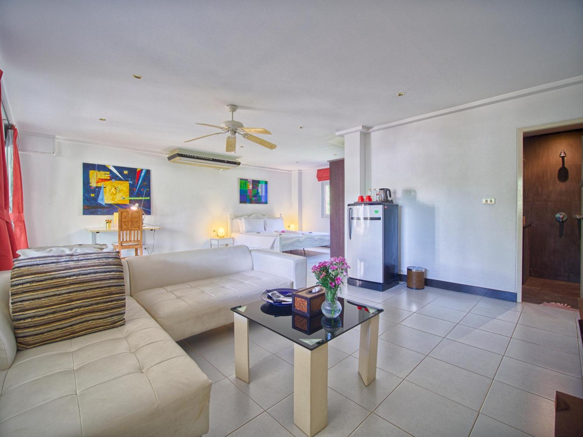 Serenity Lakeside Resort كاتو المظهر الخارجي الصورة